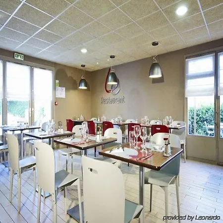 Campanile Hotel 3*