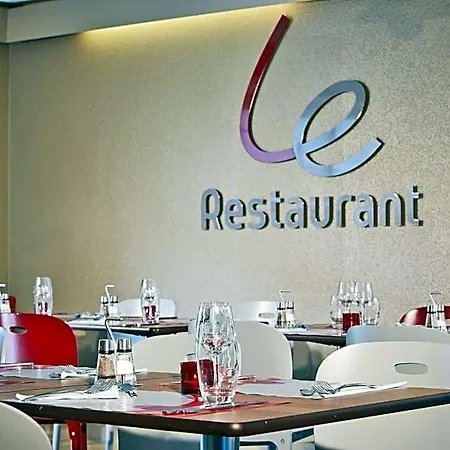 Hotel Campanile Chanas