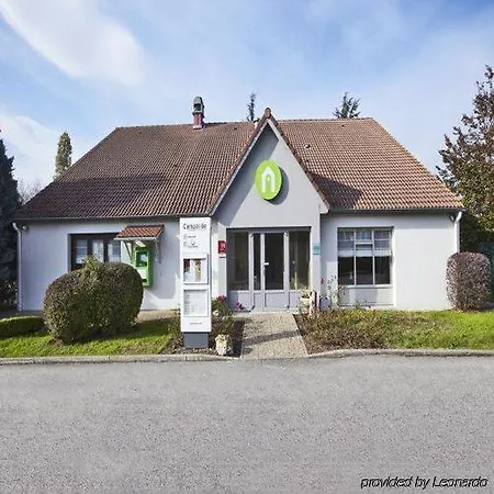 Hotel Campanile Chanas