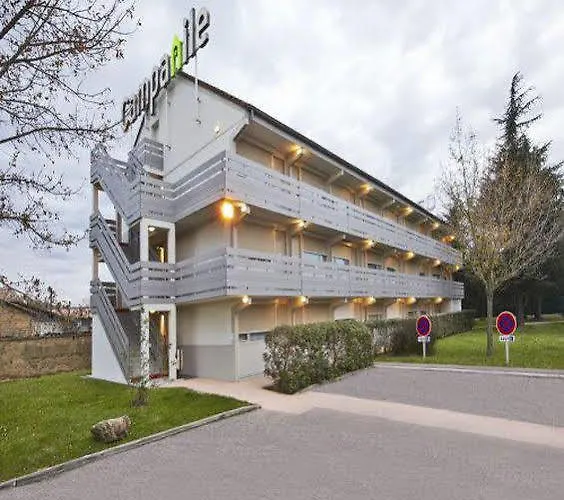 Hotel Campanile Chanas